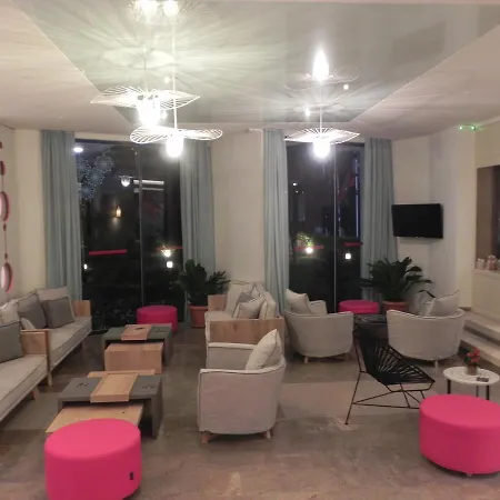 Albatros Μωραΐτικα