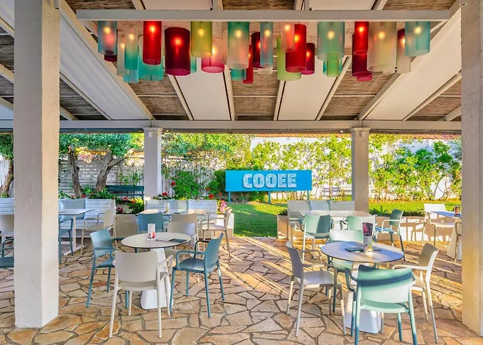 Albatros Отель Мораитика