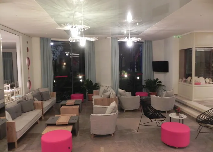 Albatros Moraḯtika